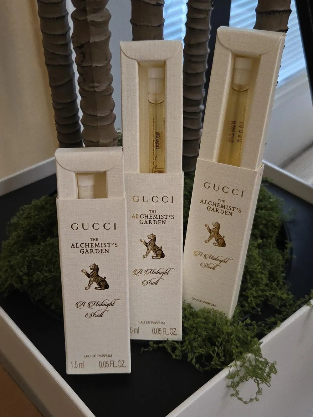Gucci The Alchemist's Garden A Midnight Stroll — Cream & Gold Travel Vials